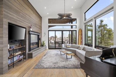 Commanding a private position on Tetherow's 18th tee, this on Tetherow Golf Club in Oregon - for sale on GolfHomes.com, golf home, golf lot