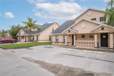 Beautifully remodeled 3-bedroom, 2-bath, 2-story end unit on LakeSide Country Club in Florida - for sale on GolfHomes.com, golf home, golf lot