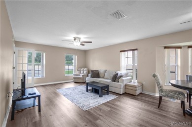 Beautifully remodeled 3-bedroom, 2-bath, 2-story end unit on LakeSide Country Club in Florida - for sale on GolfHomes.com, golf home, golf lot