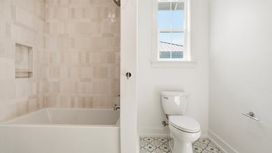 PRICE REDUCED, BUILDER CLOSEOUT! Gorgeous 4 bed/3.5 bath new on  in Florida - for sale on GolfHomes.com, golf home, golf lot