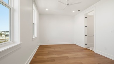 PRICE REDUCED, BUILDER CLOSEOUT! Gorgeous 4 bed/3.5 bath new on  in Florida - for sale on GolfHomes.com, golf home, golf lot