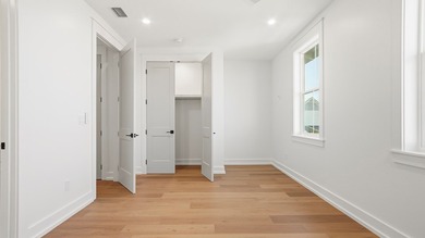 PRICE REDUCED, BUILDER CLOSEOUT! Gorgeous 4 bed/3.5 bath new on  in Florida - for sale on GolfHomes.com, golf home, golf lot