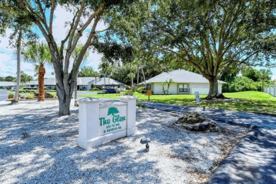 Welcome to The Glen. Discover this quaint retreat in Sarasota on Bobby Jones Golf Club in Florida - for sale on GolfHomes.com, golf home, golf lot