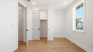 PRICE REDUCED, BUILDER CLOSEOUT! Gorgeous new construction home on  in Florida - for sale on GolfHomes.com, golf home, golf lot