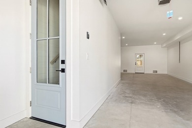 PRICE REDUCED, BUILDER CLOSEOUT! Gorgeous new construction home on  in Florida - for sale on GolfHomes.com, golf home, golf lot