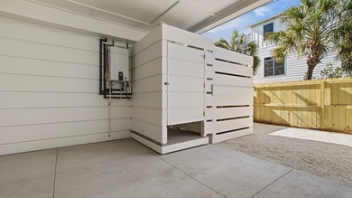 PRICE REDUCED, BUILDER CLOSEOUT! Gorgeous new construction home on  in Florida - for sale on GolfHomes.com, golf home, golf lot