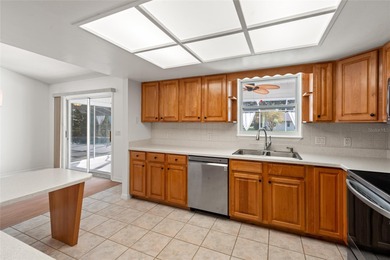 -- Seller Now Offering $5,000 Credit to Buyer at closing!! -- on Silverado Golf and Country Club in Florida - for sale on GolfHomes.com, golf home, golf lot