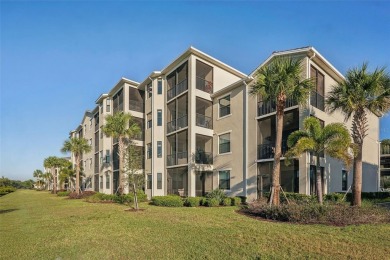 Under contract-accepting backup offers. Your front-row seat in on Lakewood National Golf Club in Florida - for sale on GolfHomes.com, golf home, golf lot