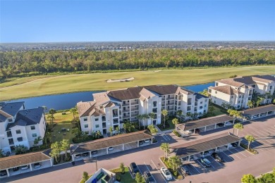 Under contract-accepting backup offers. Your front-row seat in on Lakewood National Golf Club in Florida - for sale on GolfHomes.com, golf home, golf lot