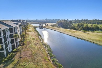 Under contract-accepting backup offers. Your front-row seat in on Lakewood National Golf Club in Florida - for sale on GolfHomes.com, golf home, golf lot