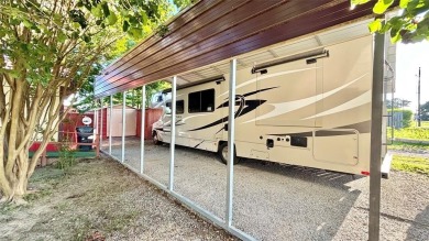 Welcome to this beautifully maintained 2-bedroom, 2-bath home in on Links At Lands End in Texas - for sale on GolfHomes.com, golf home, golf lot