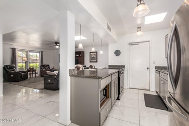 Gorgeous Fully Remodeled Sun City Phase 3 Condo!Welcome to this on Sun City-Willow Creek / Willow Brook  in Arizona - for sale on GolfHomes.com, golf home, golf lot