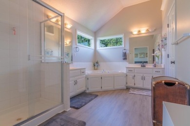 Welcome to your Dream Home, nestled in a tranquil cul de sac on Falcon Lakes Golf Course in Kansas - for sale on GolfHomes.com, golf home, golf lot