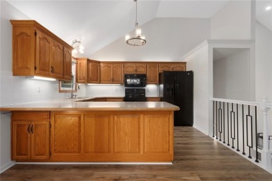 Welcome Home to life at the lake in Harborview! Lots of new on Paradise Pointe Golf Complex in Missouri - for sale on GolfHomes.com, golf home, golf lot