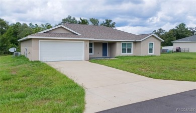 One or more photo(s) has been virtually staged. Welcome to your on Marion Oaks Country Club in Florida - for sale on GolfHomes.com, golf home, golf lot