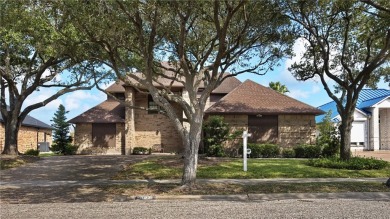 Welcome to your dream home on Poenisch Drive!  This custom on Oso Beach Municipal Golf Course in Texas - for sale on GolfHomes.com, golf home, golf lot