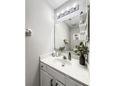 Beautiful end-unit condo in prime Mason location!  Tucked in a on Golf Center at Kings Island  in Ohio - for sale on GolfHomes.com, golf home, golf lot