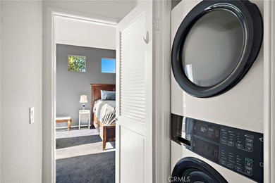 Stylish 2-Bedroom Carriage Unit in Rancho Santa Margarita on Tijeras Creek Golf Club in California - for sale on GolfHomes.com, golf home, golf lot