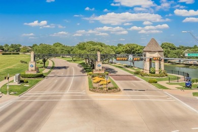 Charming one owner home in the highly coveted Waterview on Jim Boggs in Texas - for sale on GolfHomes.com, golf home, golf lot