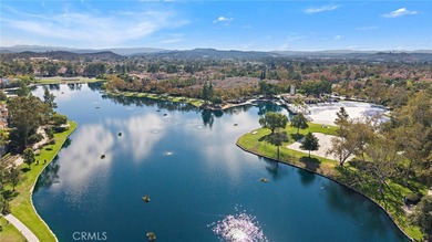 Stylish 2-Bedroom Carriage Unit in Rancho Santa Margarita on Tijeras Creek Golf Club in California - for sale on GolfHomes.com, golf home, golf lot