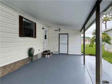 LOCATION! BRAND NEW WINDOWS! This home backs up to the on Indianwood Golf and Country Club in Florida - for sale on GolfHomes.com, golf home, golf lot