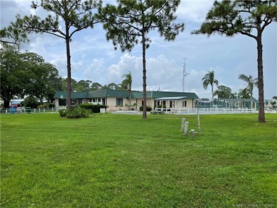 LOCATION! BRAND NEW WINDOWS! This home backs up to the on Indianwood Golf and Country Club in Florida - for sale on GolfHomes.com, golf home, golf lot