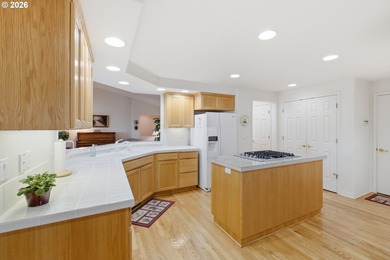 Highly sought after waterfront home on the golf course at McNary on McNary Golf Club in Oregon - for sale on GolfHomes.com, golf home, golf lot