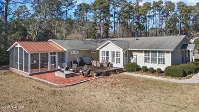 Beautifully detailed Trent Woods ranch on The New Bern Golf and on New Bern Golf and Country Club in North Carolina - for sale on GolfHomes.com, golf home, golf lot