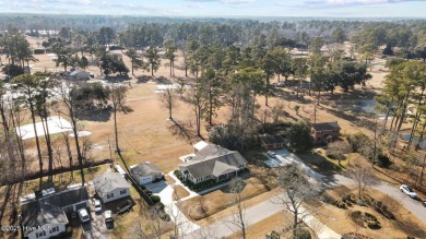 Beautifully detailed Trent Woods ranch on The New Bern Golf and on New Bern Golf and Country Club in North Carolina - for sale on GolfHomes.com, golf home, golf lot