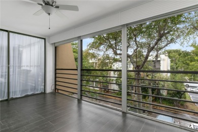 PRIME LOCATION in the heart of Aventura! GORGEOUS 3BED/2BATH on Turnberry Isle Resort and Club in Florida - for sale on GolfHomes.com, golf home, golf lot
