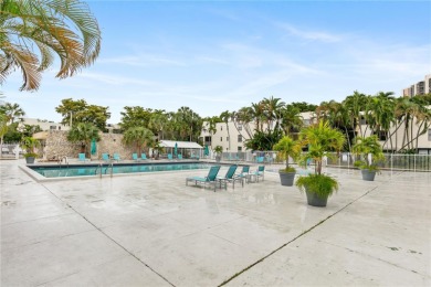 PRIME LOCATION in the heart of Aventura! GORGEOUS 3BED/2BATH on Turnberry Isle Resort and Club in Florida - for sale on GolfHomes.com, golf home, golf lot