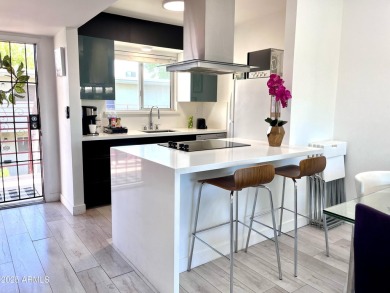 Stunning Second Floor Condo in the Heart of Scottsdale! on The Phoenician  in Arizona - for sale on GolfHomes.com, golf home, golf lot