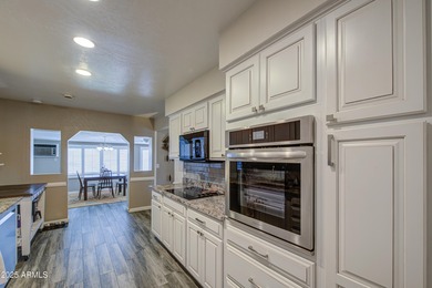 Step into this charming and cozy golf course home with fresh new on Arizona Golf Resort and Conference Center in Arizona - for sale on GolfHomes.com, golf home, golf lot