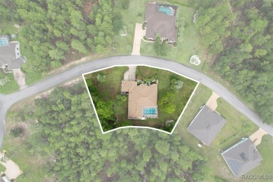 What a DEAL in Sugarmill! Its a wonder on Floribunda. You are on Sugarmill Woods Golf and Country Club in Florida - for sale on GolfHomes.com, golf home, golf lot