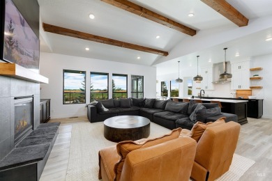 Fully custom upgraded 5 bedroom 3.5 bath home on over 1/4 acre on Eagle Legacy Golf Course in Idaho - for sale on GolfHomes.com, golf home, golf lot