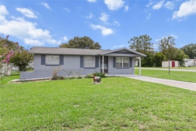 Welcome to this 2 bedroom, 1 bathroom home in centrally located on Brentwood Farms Golf Club in Florida - for sale on GolfHomes.com, golf home, golf lot