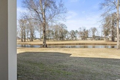 Bring your toothbrush, this turn-key, fully furnished, move in on  in South Carolina - for sale on GolfHomes.com, golf home, golf lot