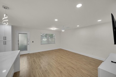 This beautifully renovated 2-bedroom, 2-bath condo is located in on Kings Point Golf -Flanders Way in Florida - for sale on GolfHomes.com, golf home, golf lot