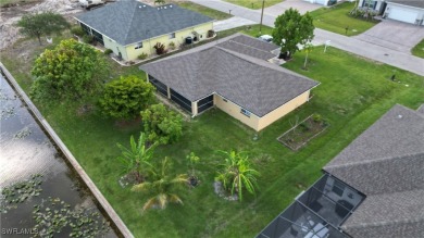 Priced To Sell Fast!!! Selling a lovely 3 bedrooms and 2 on El Rio Golf Course and Club in Florida - for sale on GolfHomes.com, golf home, golf lot