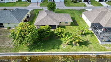 Priced To Sell Fast!!! Selling a lovely 3 bedrooms and 2 on El Rio Golf Course and Club in Florida - for sale on GolfHomes.com, golf home, golf lot
