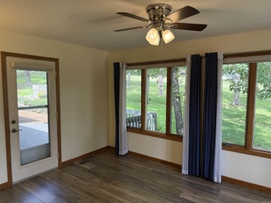 INDIAN HILLS GOLF COURSE BEAUTY!!  Step into the entryway & be on Indian Hills Country Club in Arkansas - for sale on GolfHomes.com, golf home, golf lot