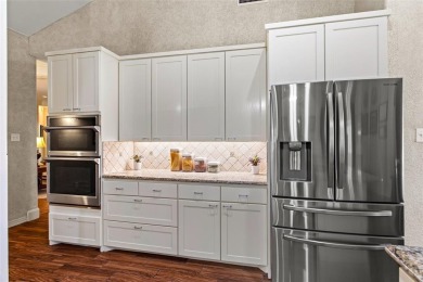 Stunning Hill Country Home in DeCordova Bend Estates!  This on De Cordova Bend Country Club in Texas - for sale on GolfHomes.com, golf home, golf lot