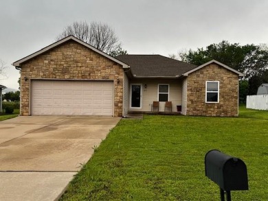 Charming Ranch in a Peaceful Neighborhood

Welcome to this on Hillcrest Golf Course in Kansas - for sale on GolfHomes.com, golf home, golf lot