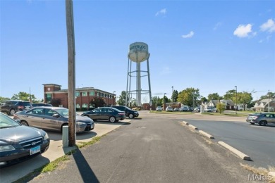 Large residential building lots situated on Legacy Drive in on The Ridge Golf Course in Illinois - for sale on GolfHomes.com, golf home, golf lot