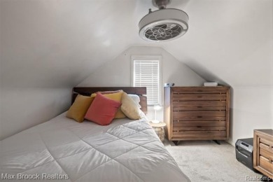 Discover this inviting 2-bed, 2-bath home that blends character on Evergreen Hills Golf Course in Michigan - for sale on GolfHomes.com, golf home, golf lot