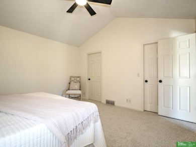 Dawn Grimshaw, M: , dgrimshaw,   - Beautiful condo in the gated on Oak Hills Country Club in Nebraska - for sale on GolfHomes.com, golf home, golf lot