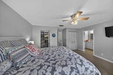 Beautiful 3 Bedroom, 3.5 Bath Condo in Deer Creek Country on Deer Creek Golf Club in Florida - for sale on GolfHomes.com, golf home, golf lot