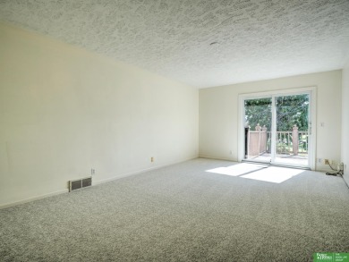 Dawn Grimshaw, M: , dgrimshaw,   - Beautiful condo in the gated on Oak Hills Country Club in Nebraska - for sale on GolfHomes.com, golf home, golf lot