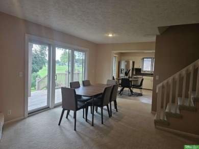 Dawn Grimshaw, M: , dgrimshaw,   - Beautiful condo in the gated on Oak Hills Country Club in Nebraska - for sale on GolfHomes.com, golf home, golf lot