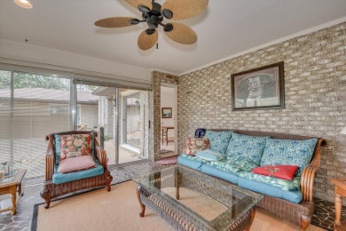 Amazing deal in Houndslake! Single story Golf Course home in on Houndslake Country Club in South Carolina - for sale on GolfHomes.com, golf home, golf lot